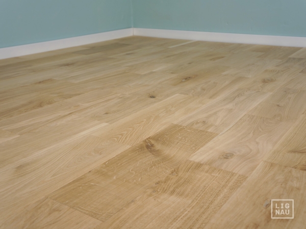 Solid flooring Oak Rustic 15x130 x 600-1400mm filled pre-sanded